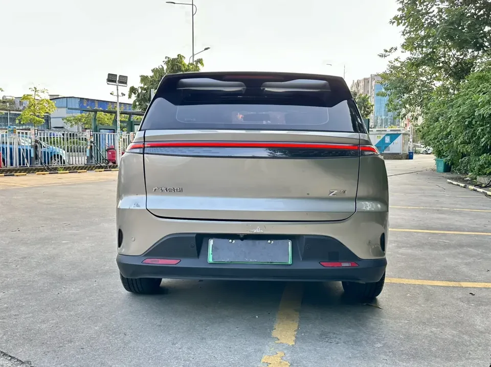 HYCAN Hechuang Z03 Hechuang Z03 2022 620 Cool Edition 76.8kWh 2023 — thumbnail 2