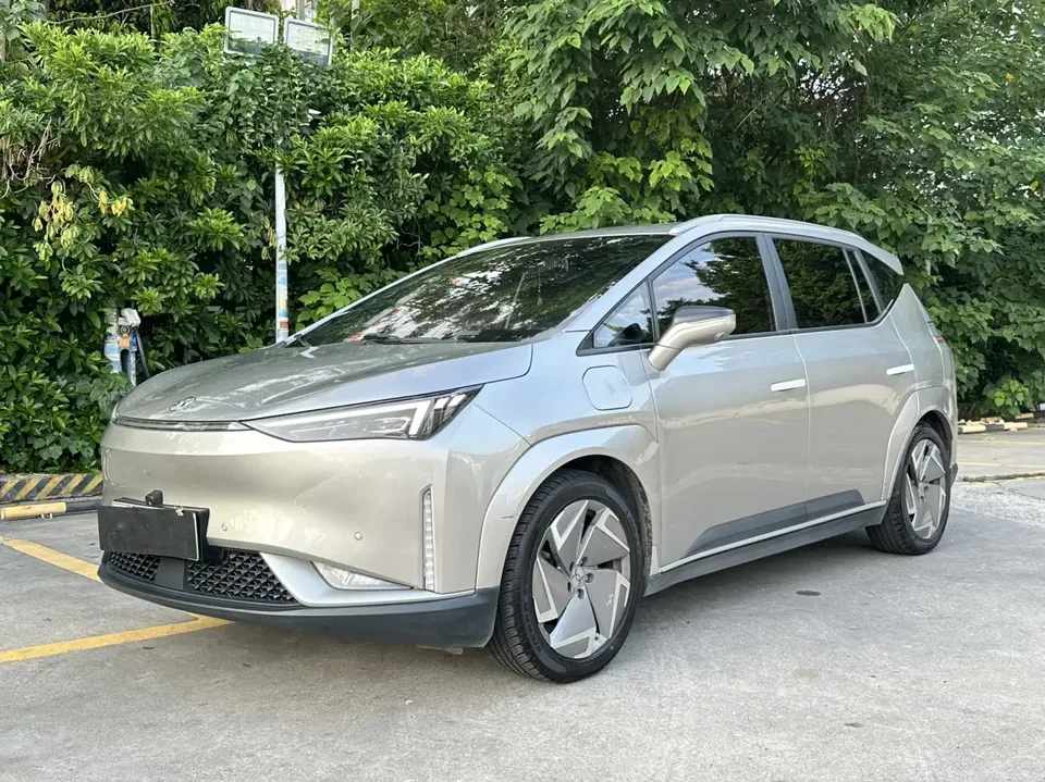 HYCAN Hechuang Z03 Hechuang Z03 2022 620 Cool Edition 76.8kWh 2023 — photo 1, buy with delivery to Moscow