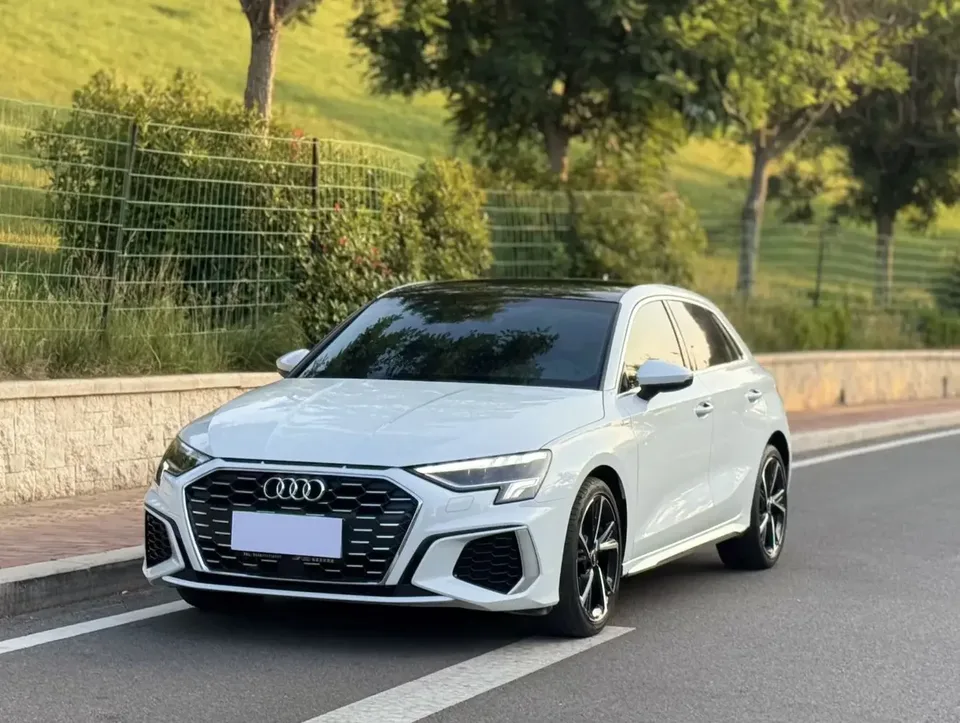 Audi A3 Audi A3 2022 Sportback 35 TFSI Stylish and sporty 2023 — photo 1, buy with delivery to Moscow