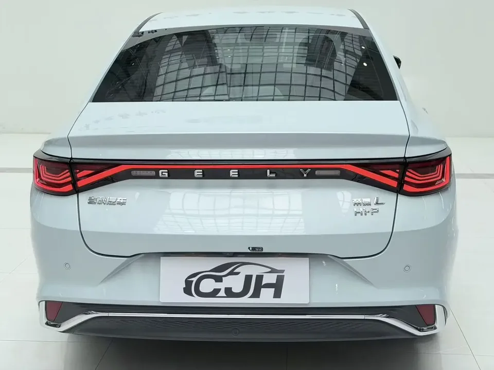 Geely Emgrand L HiP Emgrand L HiP 2024 1.5TD-DHT Pro Longteng Edition 100KM Beyond 2024 — thumbnail 2