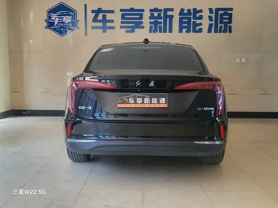 Hongqi E-QM5 Hongqi E-QM5 2023 Basic travel version 2023 — thumbnail 2