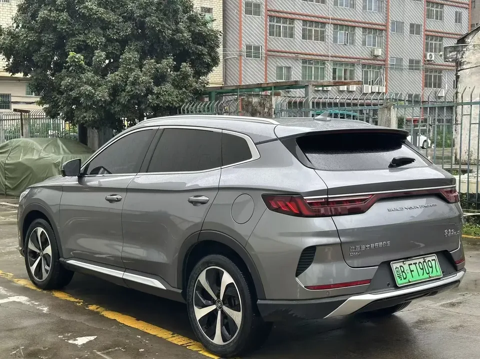 BYD Song PLUS DM Song PLUS DM 2021 DM-i 110KM 2WD Flagship 2022 — thumbnail 4