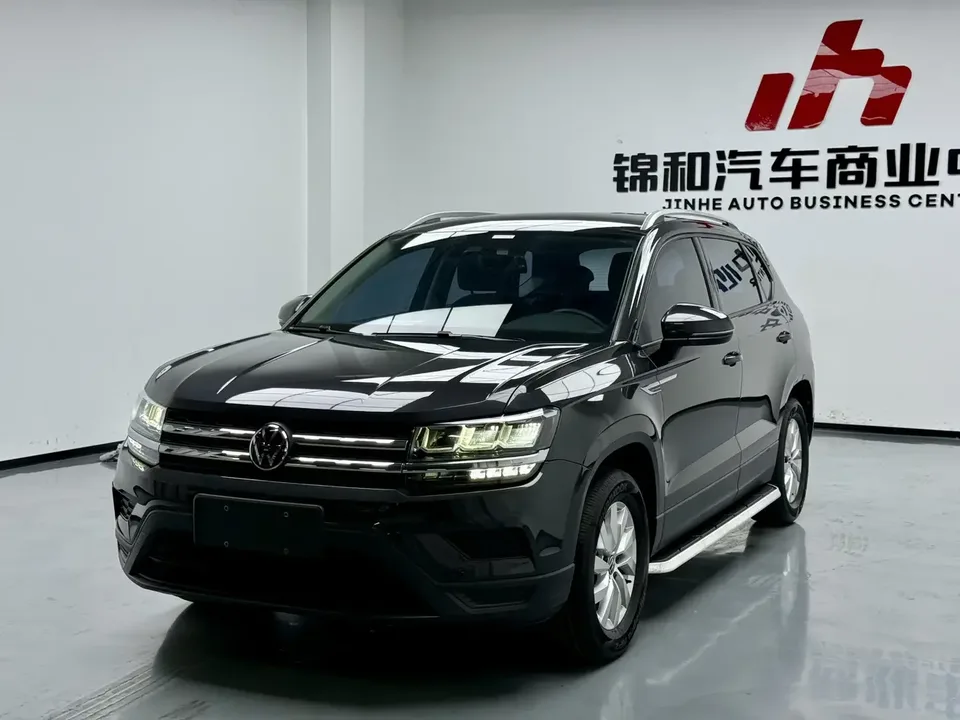 Volkswagen Tharu tuyue 2022 280TSI 2WD Comfort Edition 2022 — photo 1, buy with delivery to Moscow
