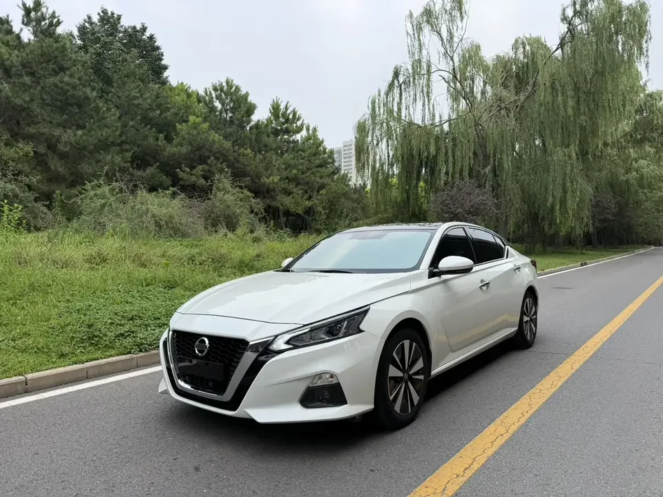 Nissan Altima Sound of nature 2021 2.0L XL Comfort Edition 2022 — photo 1, buy with delivery to Moscow