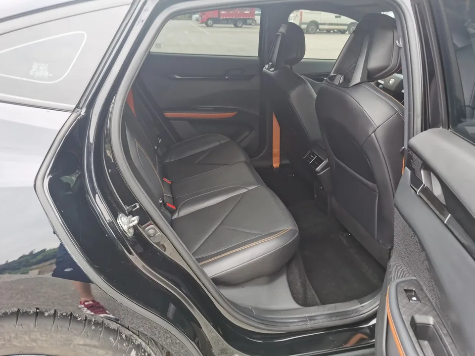 Changan UNI-V Changan UNI-V 2022 1.5T Smart Pilot 2023 — thumbnail 5