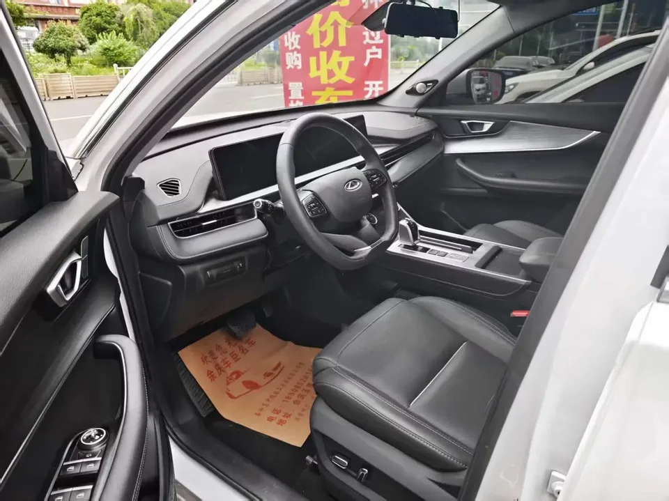 Chery Tiggo 7 Plus Tiggo 7 PLUS 2022 1.5T CVT Royal Yellow Limited Edition Premium 2022 — thumbnail 5