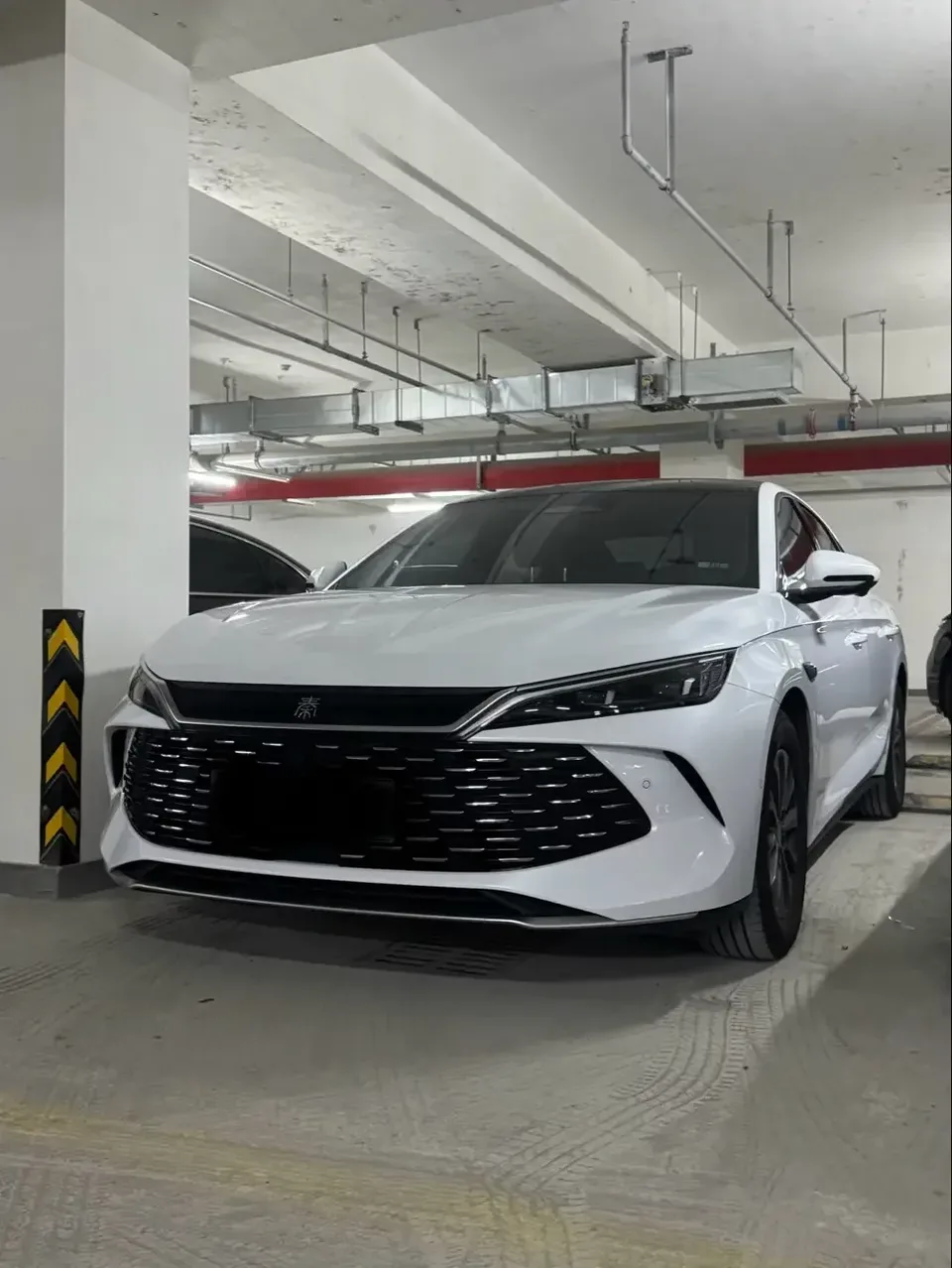 BYD Qin L DM Qin L DM 2025 Intelligent Driving Edition DM-i 80KM Leading Edition 2025 — thumbnail 4