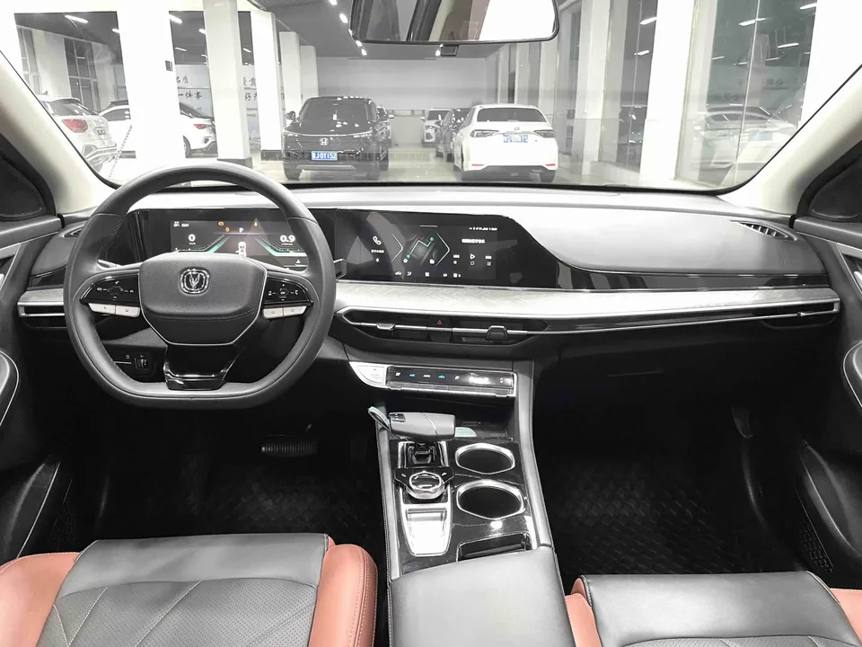 Changan Escape Escape 2022 PLUS Blue Whale NE 1.4T GDI DCT Flagship Model 2022 — thumbnail 5