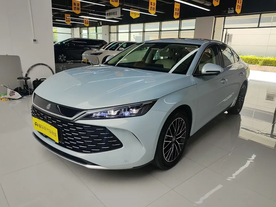 BYD Qin L DM Qin L DM 2024 DM-i 120KM Excellence 2024 — photo 1, buy with delivery to Moscow