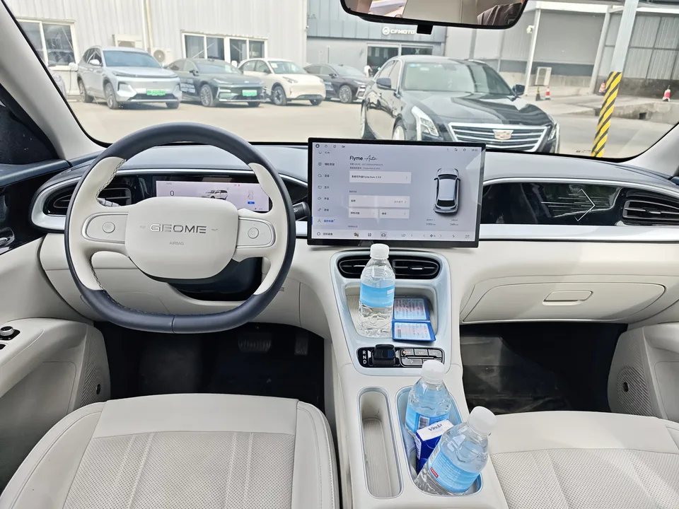 Geely Star Wish Star Wish 2026 410km Explorer Edition 2025 — миниатюра 4