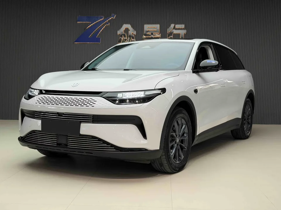 Leapmotor Zero running C11 Zero running C11 2023 Extended Range 285 Comfort Edition 2023 — photo 1, buy with delivery to Moscow