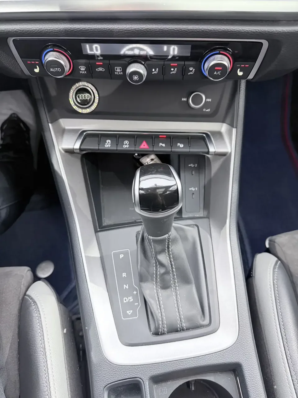 Audi Q3 Audi Q3 2022 35 TFSI Stylish Dynamic 2022 — thumbnail 4