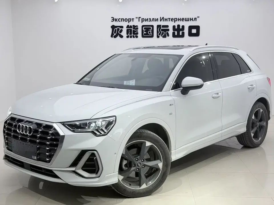 Audi Q3 Audi Q3 2022 35 TFSI Stylish Dynamic 2022 — photo 1, buy with delivery to Moscow