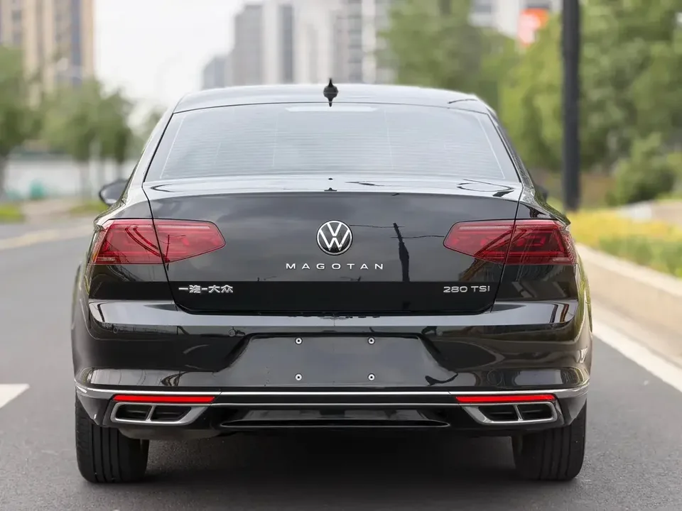 Volkswagen Magotan Magotan 2023 2 millionth anniversary edition 280TSI DSG comfort model 2024 — thumbnail 2