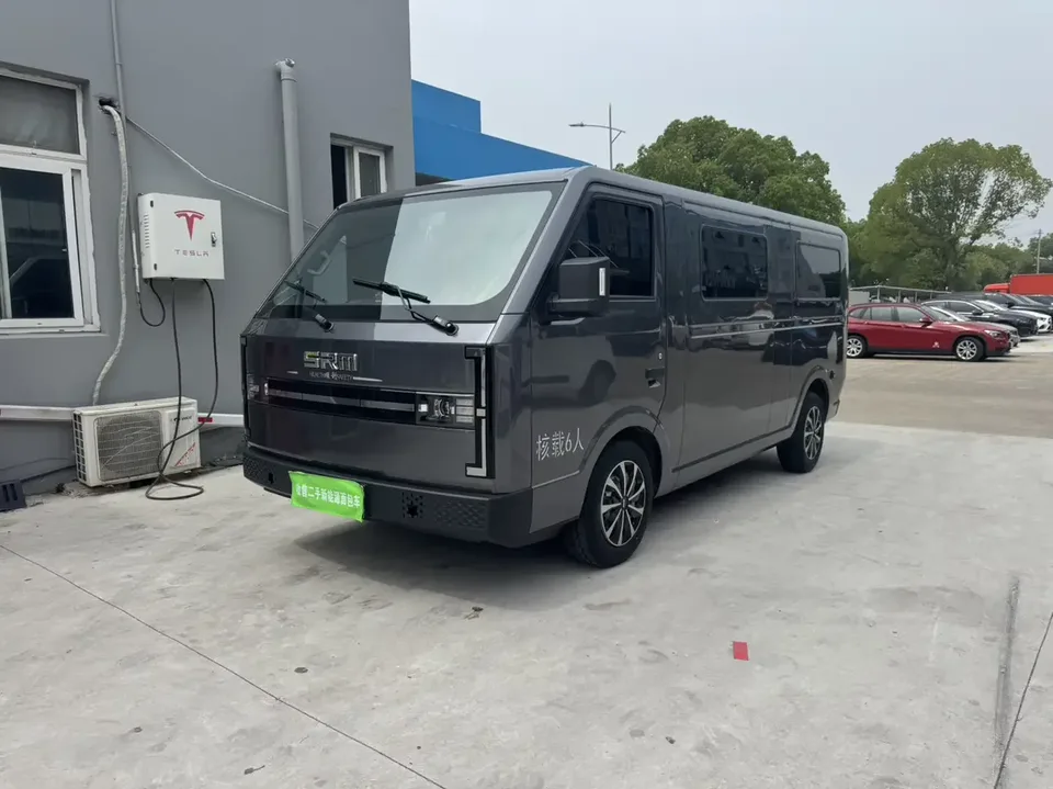 Xinyuan Automobile Xinyuan E3L Xinyuan E3L 2024 Luxury 6-seater bus 2024 — photo 1, buy with delivery to Moscow