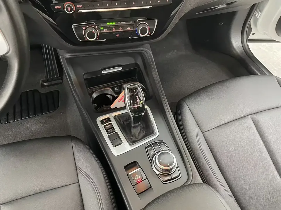 BMW 1 Series BMW 1 Series 2023 120i M Sport 2023 — thumbnail 4