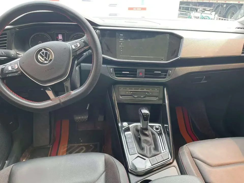 Volkswagen Tayron Tanyue 2022 280TSI 2WD Luxury Smart Edition 2022 — thumbnail 2