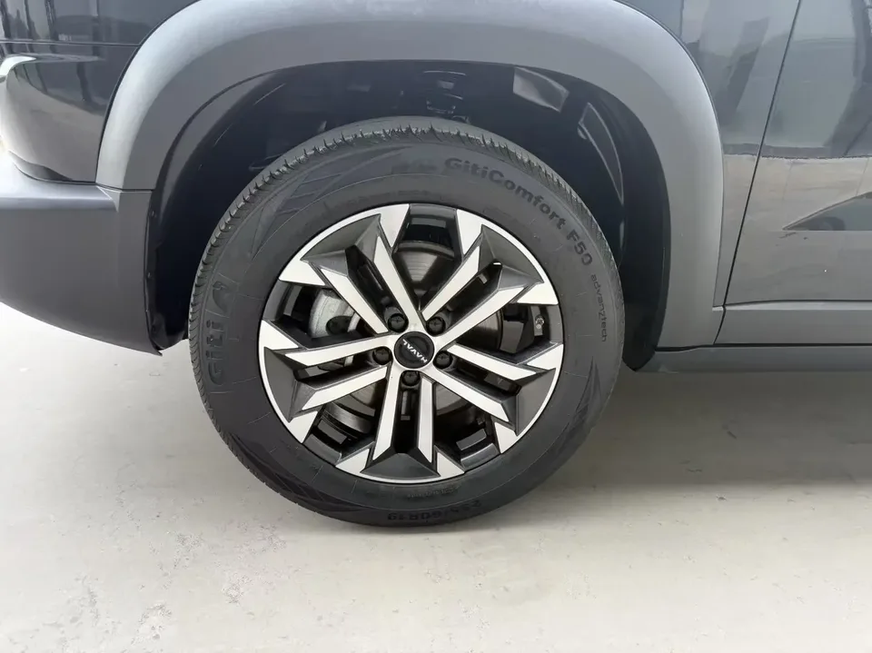 Haval Dargo Harvard dog 2024 1.5T 2WD Labrador Edition 2024 — thumbnail 3