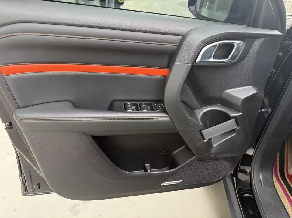Haval Dargo Harvard dog 2024 1.5T 2WD Labrador Edition 2024 — thumbnail 5