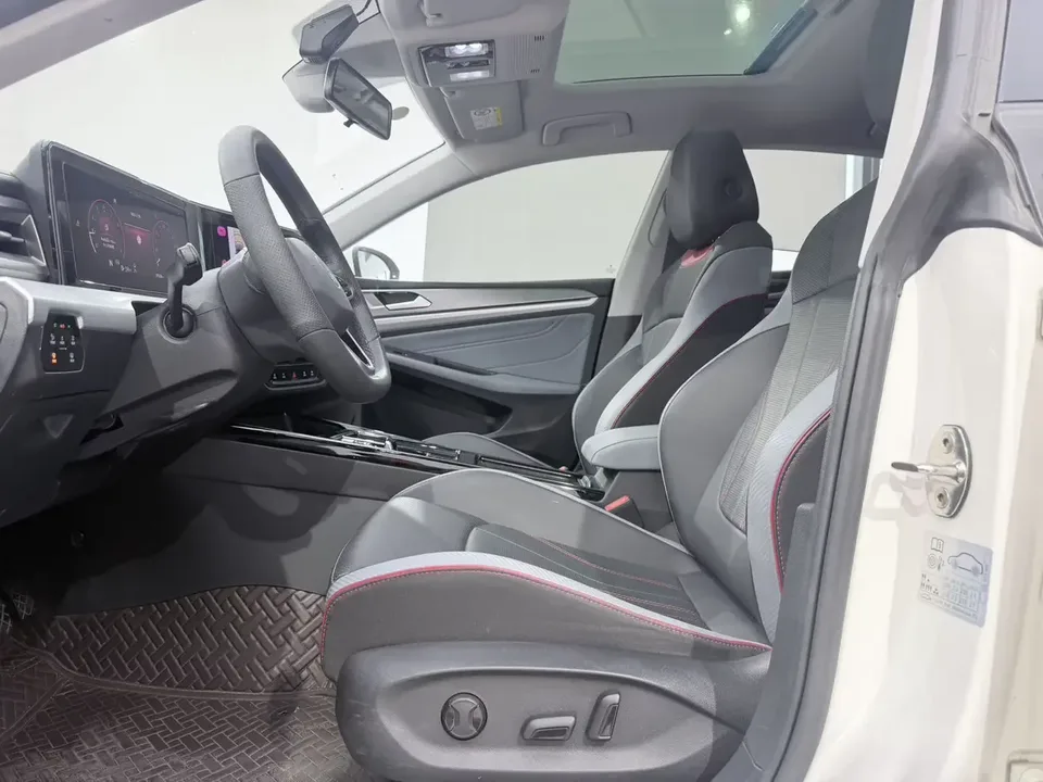 Volkswagen Lamando Lingdu 2022 Lingdu L 280TSI DSG Cool Edition 2023 — thumbnail 4