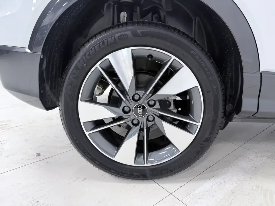 Audi Q2L Audi Q2L 2022 35 TFSI Stylish and Elegant 2023 — миниатюра 4