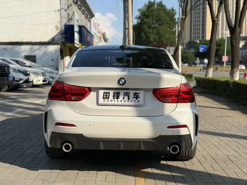 BMW 1 Series BMW 1 Series 2023 120i M Sport 2023 — thumbnail 2