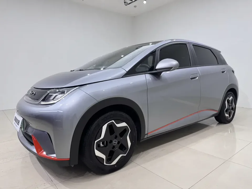 BYD Dolphin dolphin 2021 Fashion version 2023 — photo 1, buy with delivery to Moscow