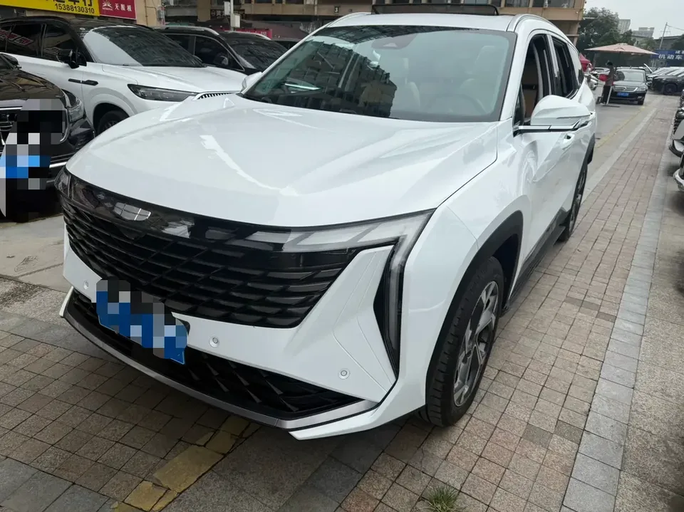 Geely Atlas L Boyue L 2023 1.5TD DCT Premium 2023 — photo 1, buy with delivery to Moscow