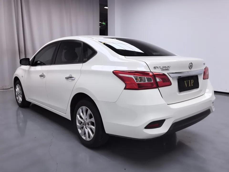 Nissan Sylphy Sylphy 2022 Classic 1.6 XL CVT Deluxe Edition 2024 — thumbnail 2