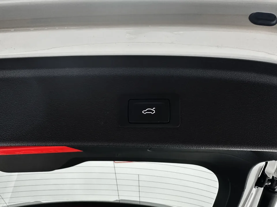 Audi A3 Audi A3 2021 Sportback 35 TFSI Stylish and sporty 2022 — thumbnail 3