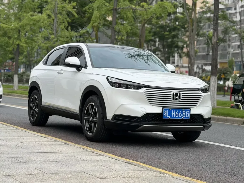 Honda VEZEL Binzhi 2023 1.5L CVT Technology Edition 2023 — thumbnail 3