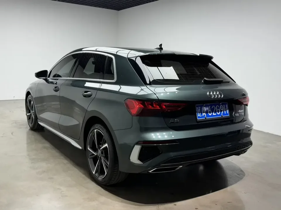Audi A3 Audi A3 2023 Sportback 35 TFSI Stylish and sporty 2023 — thumbnail 2