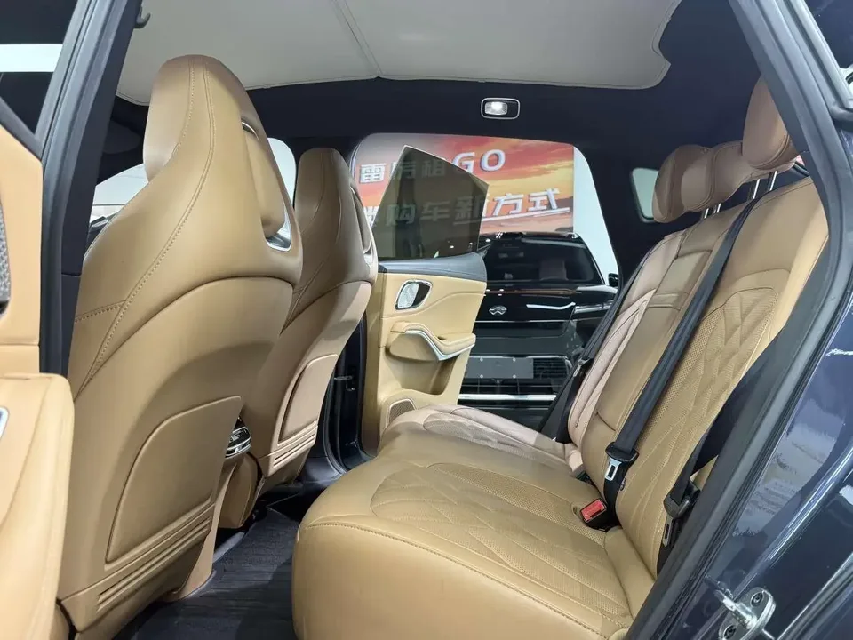 Rising Auto Feifan R7 Feifan R7 2023 Rear-wheel drive screen version 2022 — thumbnail 3