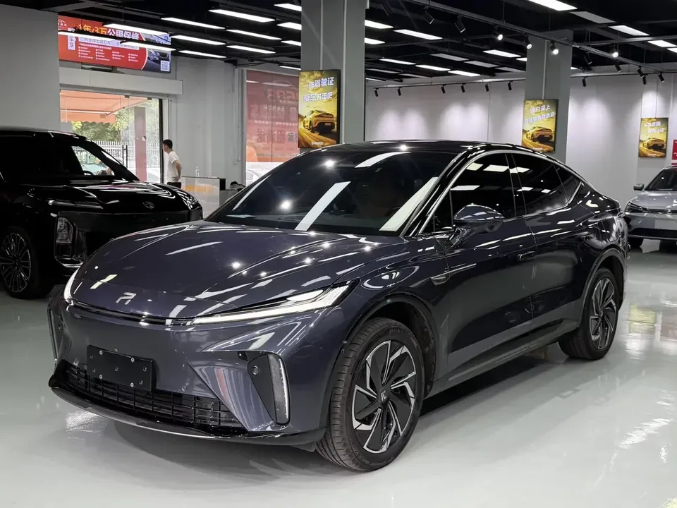 Rising Auto Feifan R7 Feifan R7 2023 Rear-wheel drive screen version 2022 — photo 1, buy with delivery to Moscow