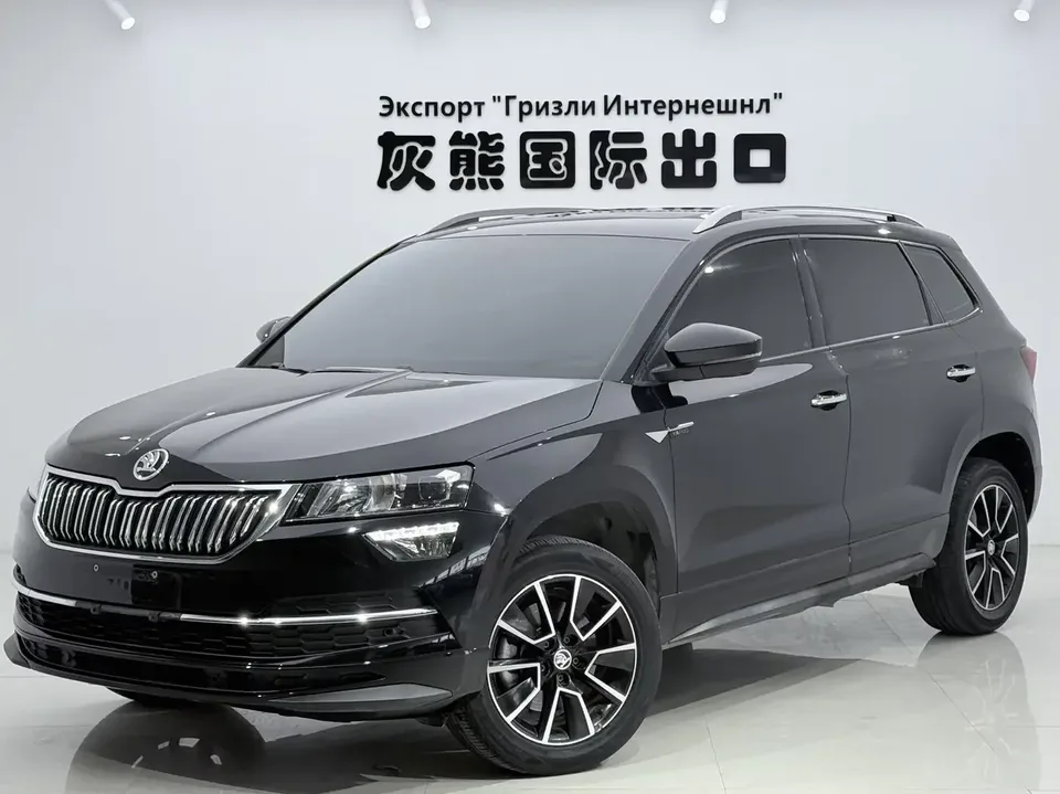 Skoda Karoq Korok 2022 TSI280 Premium Edition 2023 — photo 1, buy with delivery to Moscow