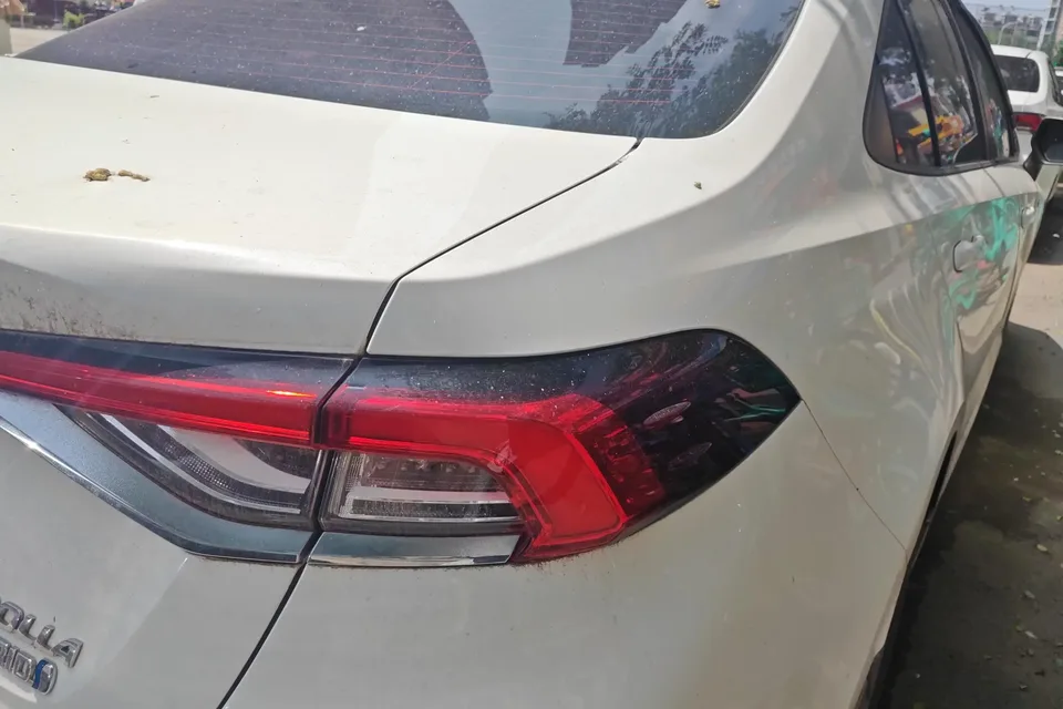 Toyota Corolla Corolla 2023 Intelligent Electric Hybrid Dual Engine 1.8L E-CVT Pioneer Edition 2024 — thumbnail 3