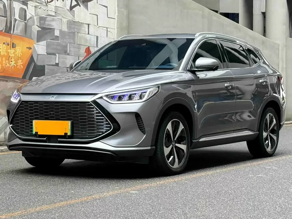 BYD Song PLUS DM Song PLUS DM 2021 DM-i 110KM 2WD Flagship PLUS 2022 — photo 1, buy with delivery to Moscow