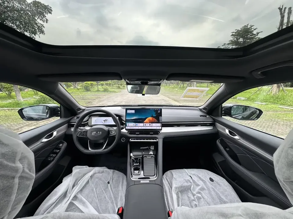 Geely Preface Xing Rui 2026 1.5T Dongfangyao Kunlun Edition 2026 — thumbnail 5