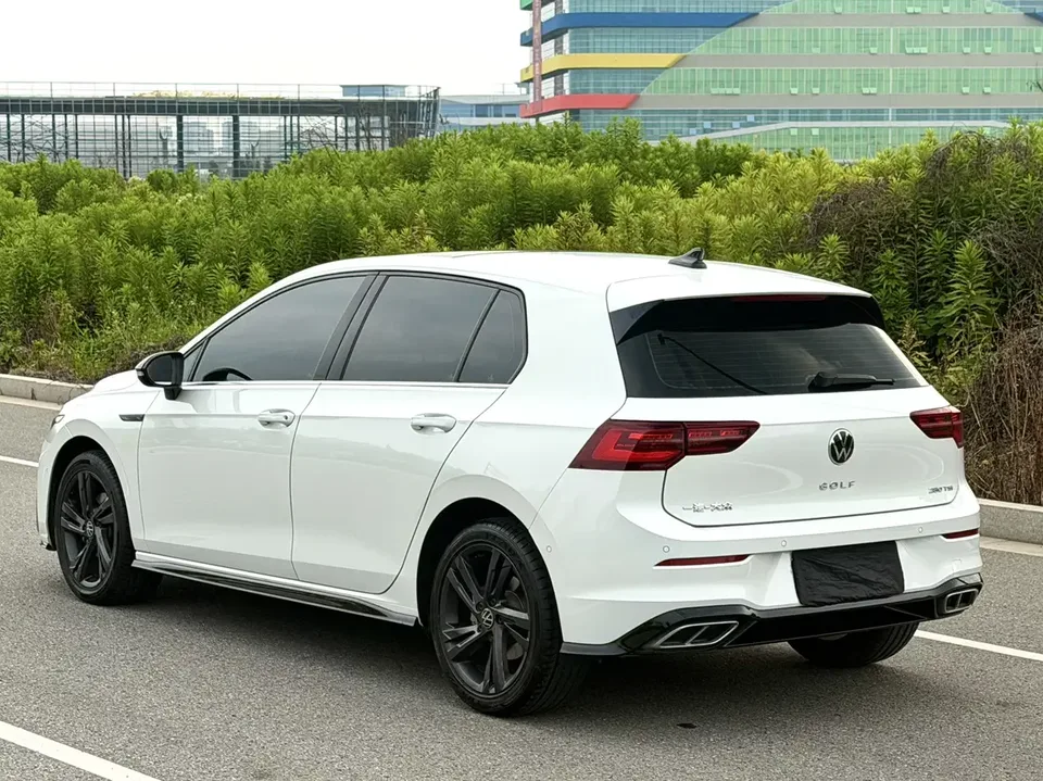 Volkswagen Golf golf 2023 280TSI DSG R-Line Lite 2024 — thumbnail 4