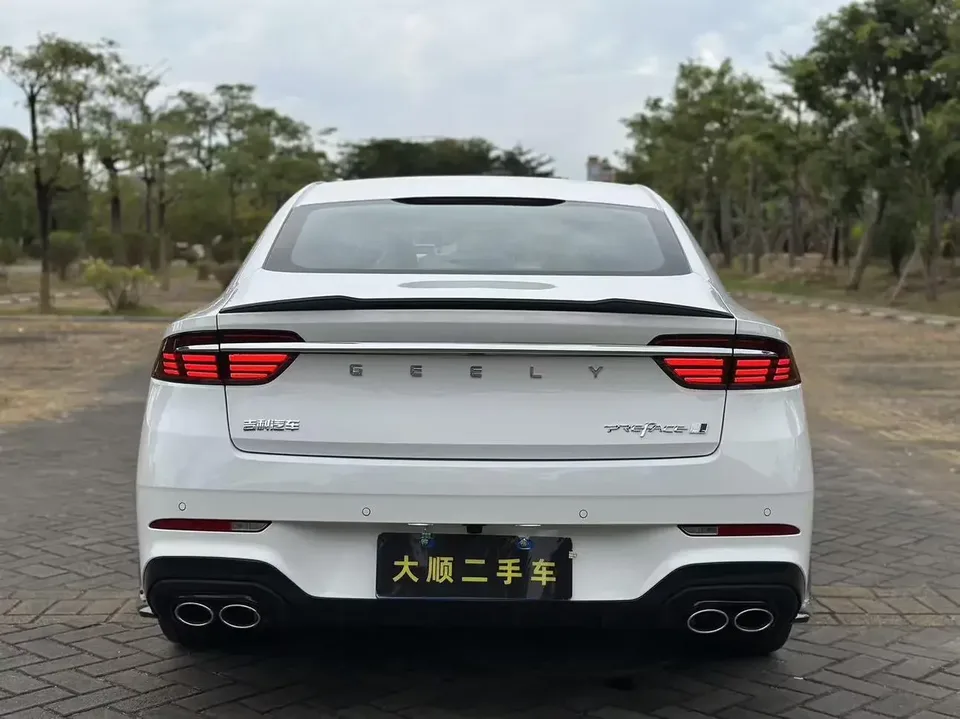 Geely Preface Xing Rui 2026 1.5T Dongfangyao Kunlun Edition 2025 — thumbnail 5