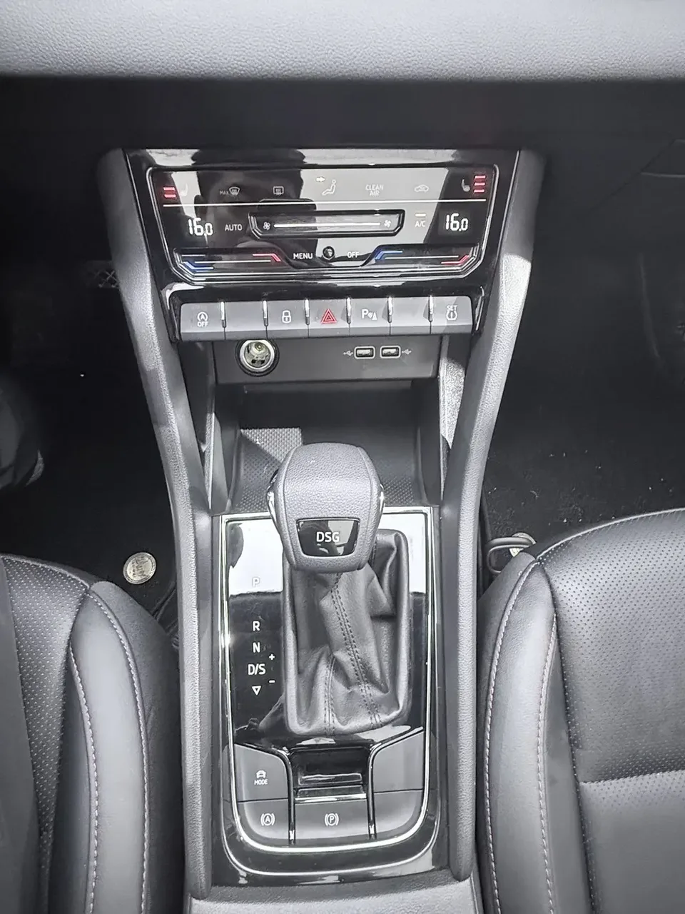 Skoda Karoq Korok 2023 TSI280 Premium Edition 2023 — thumbnail 4