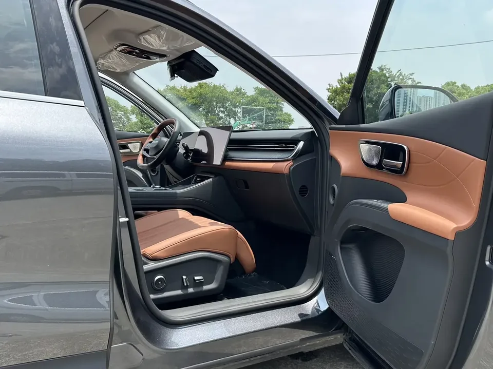 Chery Tiggo 8 Tiggo 8 2026 Fifth Generation Tiger Kunpeng 1.6T Automatic Flagship Model 2025 — thumbnail 4