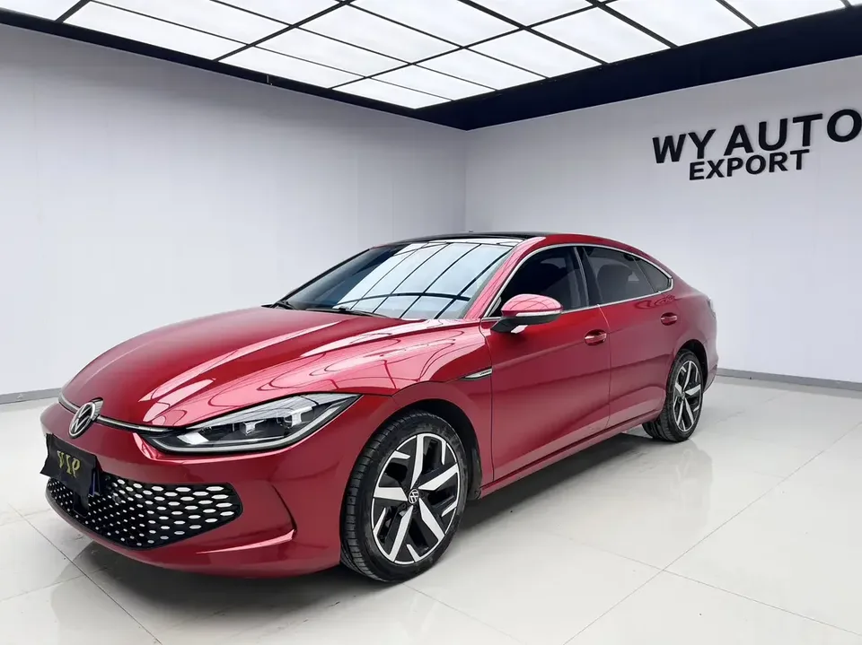 Volkswagen Lamando Lingdu 2022 Lingdu L 280TSI DSG Cool Edition 2022 — photo 1, buy with delivery to Moscow