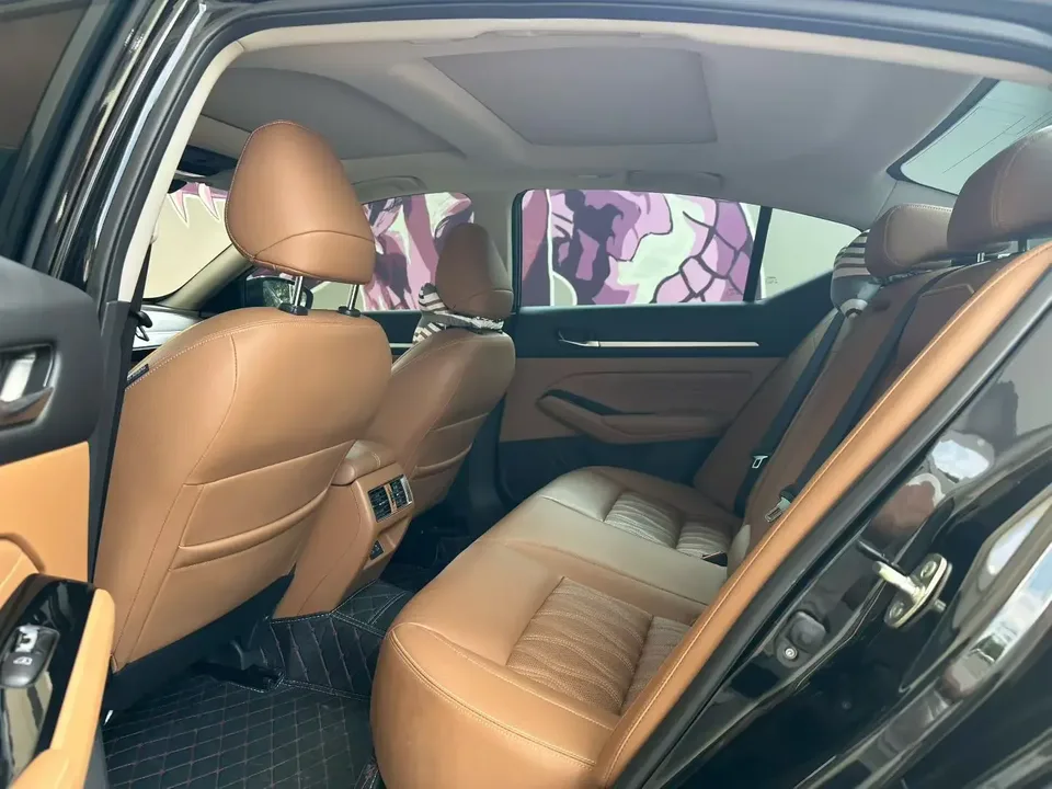 Nissan Altima Sound of nature 2022 2.0L XL-Upr Premium Edition 2023 — thumbnail 3