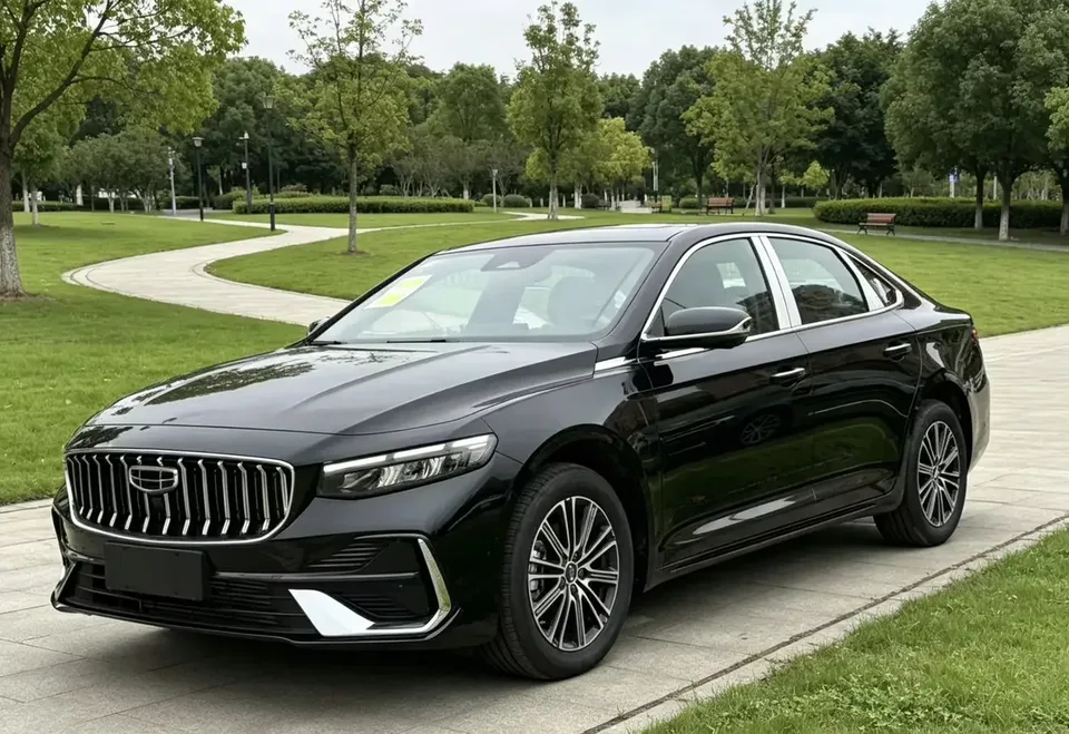 Geely Preface Xing Rui 2025 1.5T Dongfang Yao Jinghong Edition 2026 — photo 1, buy with delivery to Moscow