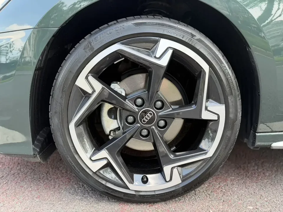 Audi A3 Audi A3 2023 Sportback 35 TFSI Stylish and sporty 2023 — thumbnail 3