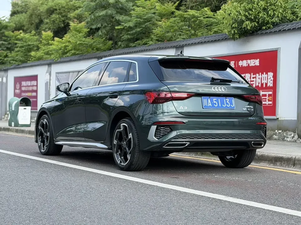 Audi A3 Audi A3 2023 Sportback 35 TFSI Stylish and sporty 2023 — thumbnail 5