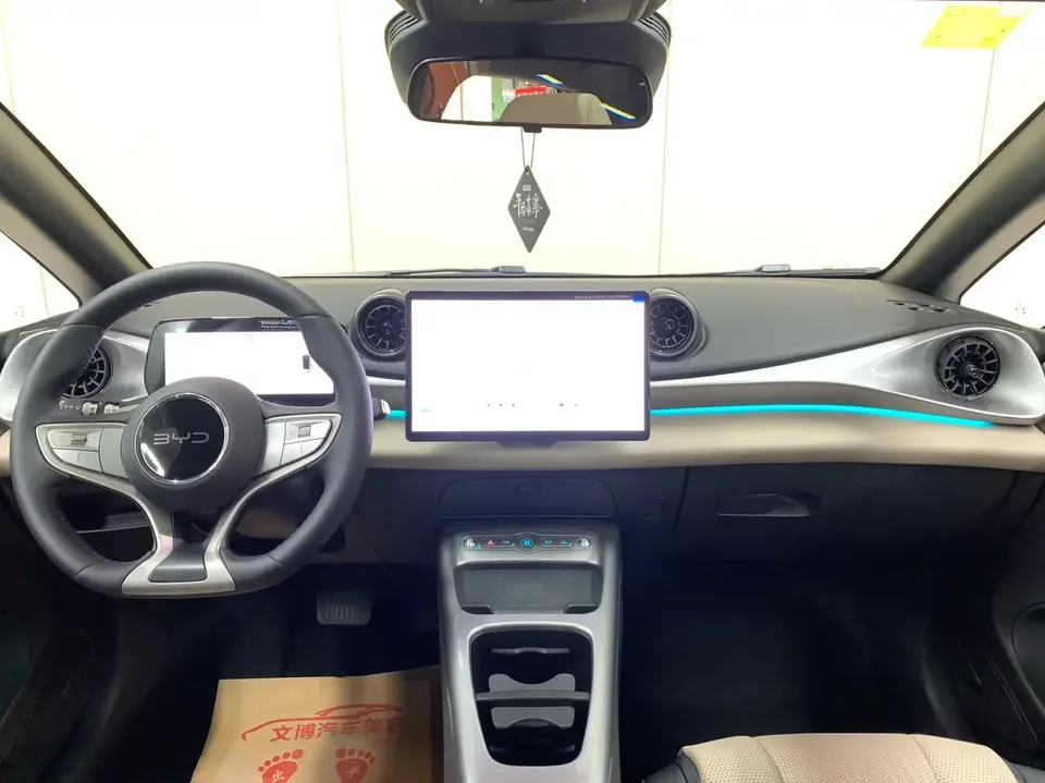 BYD Dolphin dolphin 2025 Smart Driving Edition 410KM Fashion Edition 2025 — thumbnail 3