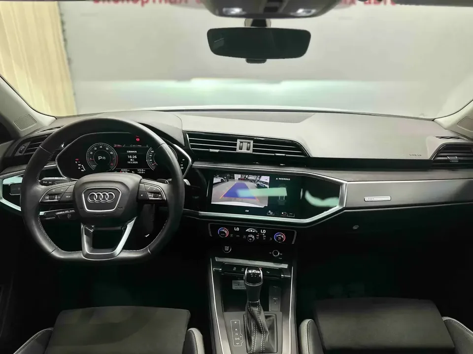 Audi Q3 Audi Q3 2022 35 TFSI Stylish Dynamic 2022 — thumbnail 4