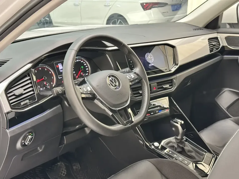 Volkswagen Tayron Tanyue 2022 280TSI 2WD Luxury Smart Edition 2022 — thumbnail 4